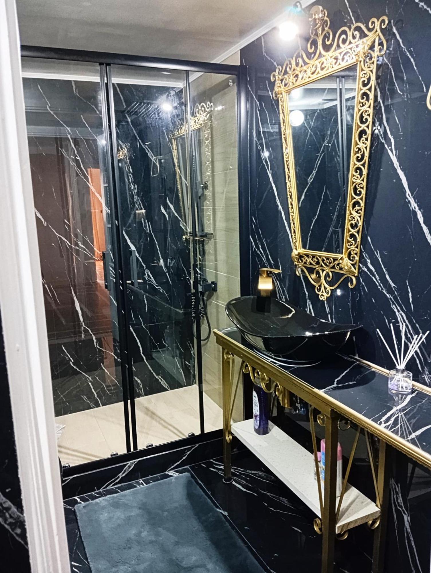 Iris Baroque Apartment อิเลฟซีนา ภายนอก รูปภาพ