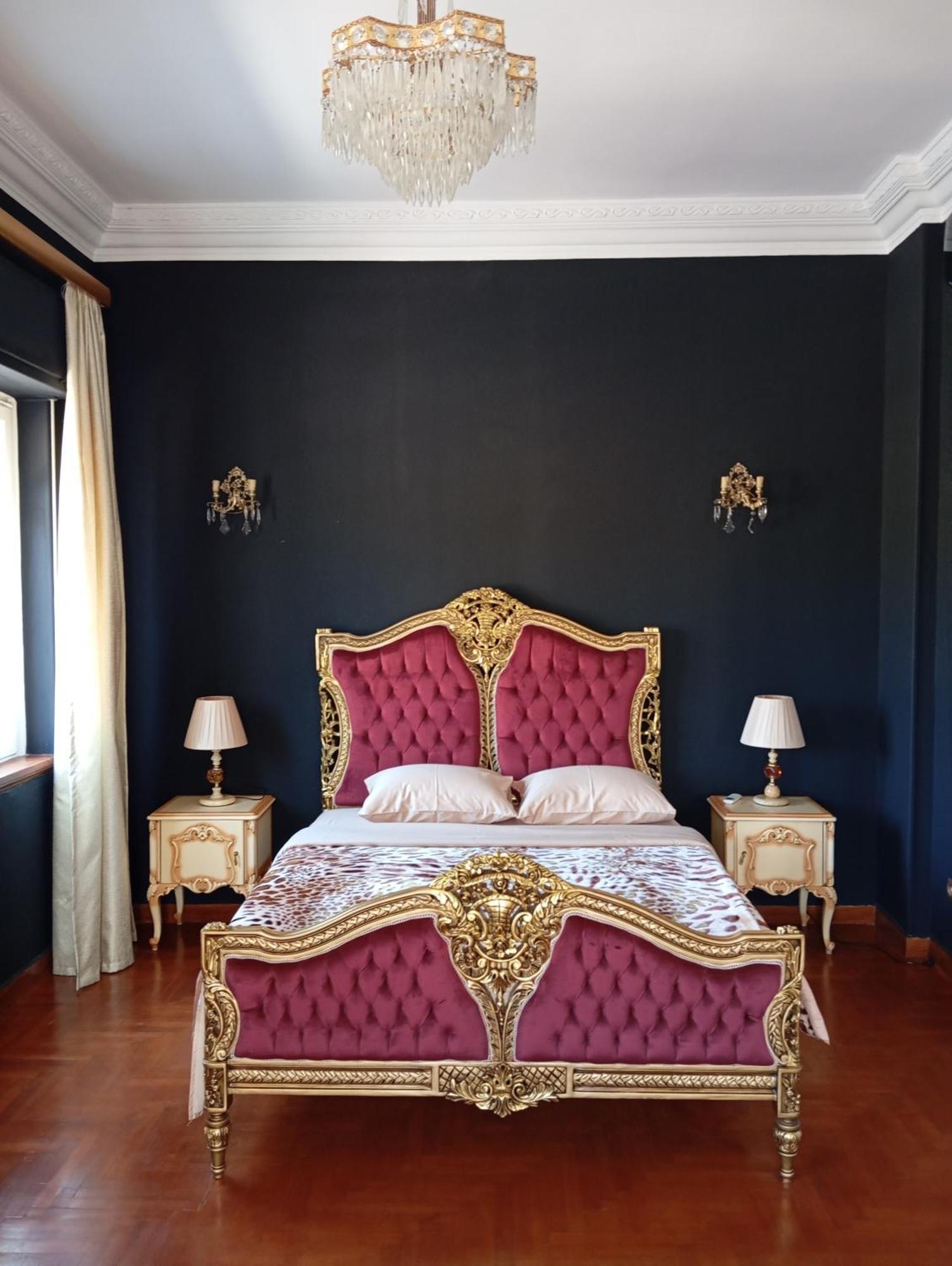 Iris Baroque Apartment อิเลฟซีนา ภายนอก รูปภาพ