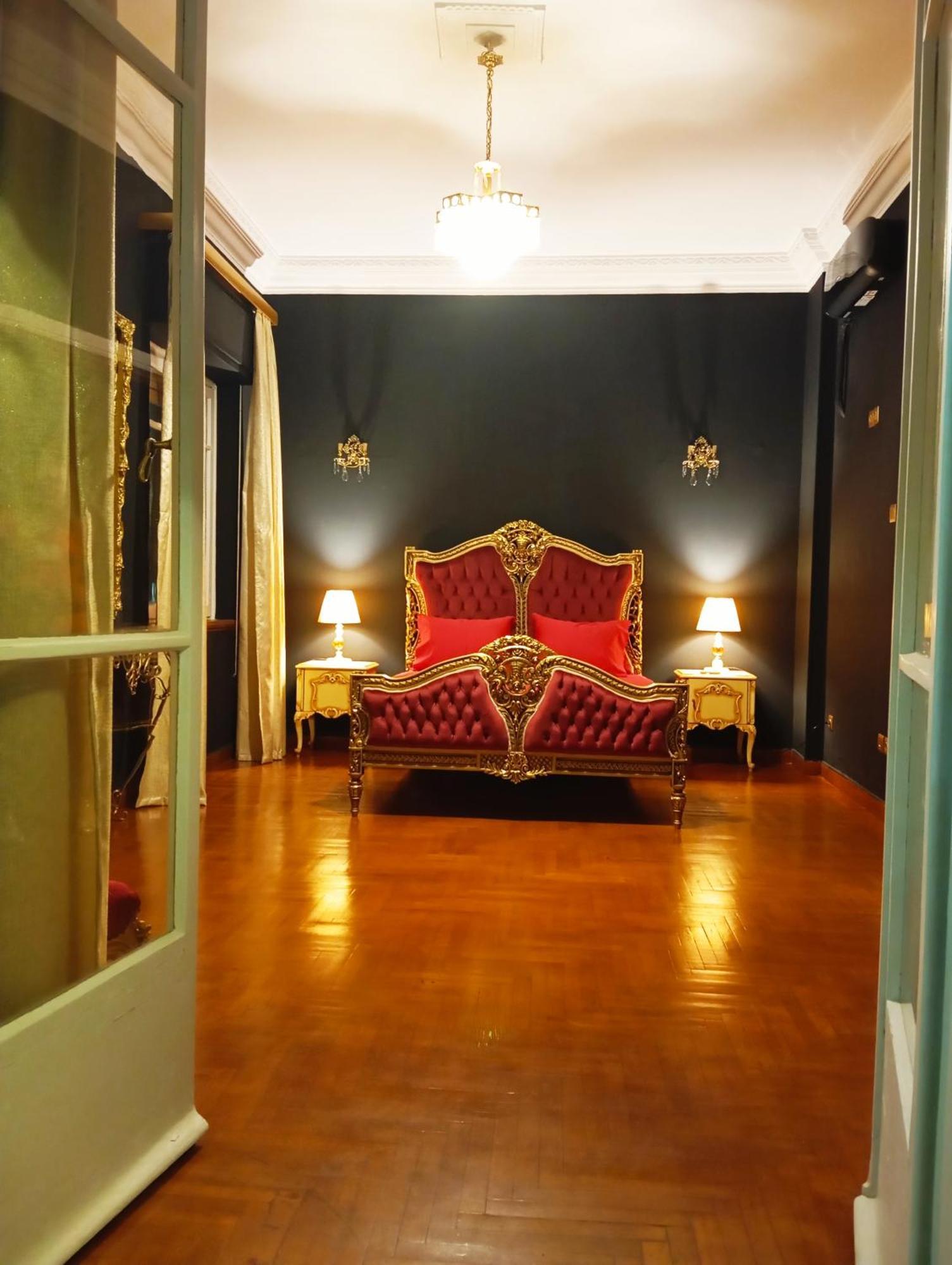Iris Baroque Apartment อิเลฟซีนา ภายนอก รูปภาพ