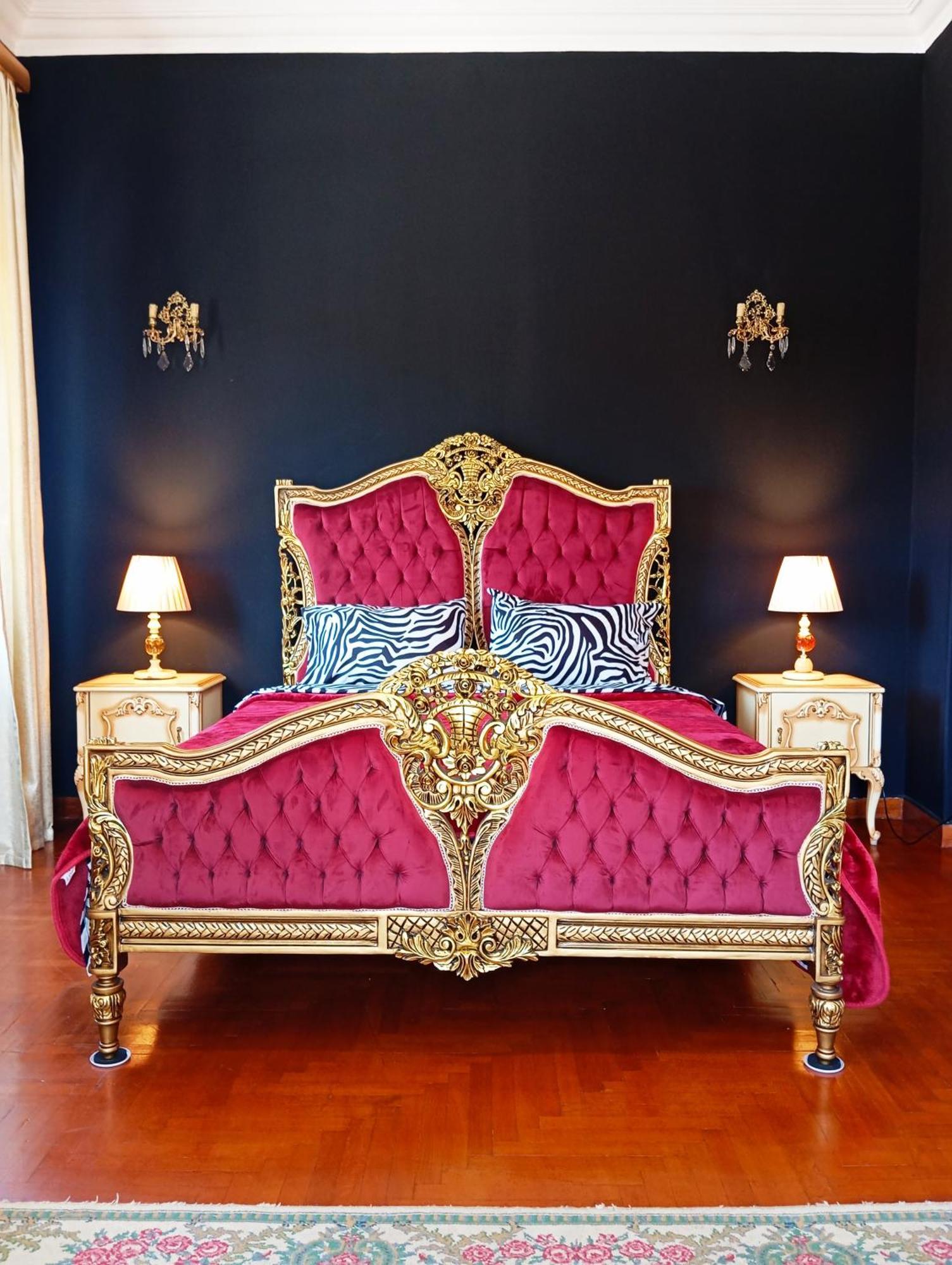 Iris Baroque Apartment อิเลฟซีนา ภายนอก รูปภาพ